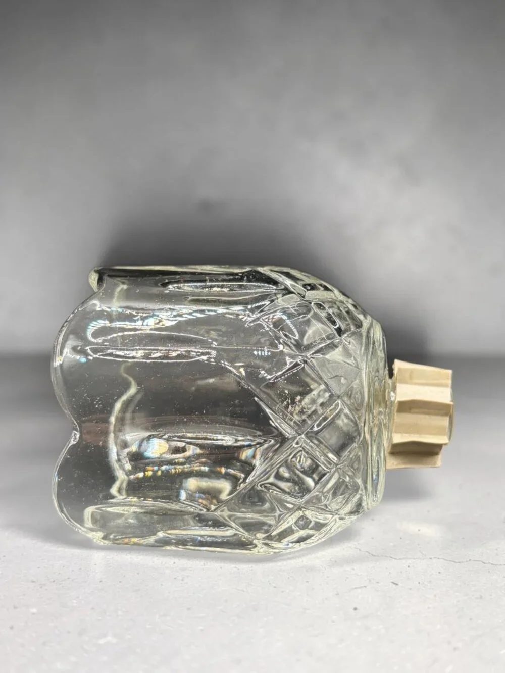 Vintage Clear Glass Tulip Peg Votive Candle Holder With Scalloped Edge & Diamond